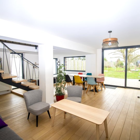 Maison familiale: 4 chambres et jardin sud-ouest Linselles