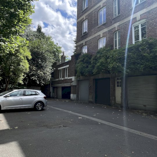 Botanique/Romarin: Ancienne loge du gardien, Idéal investisseur La Madeleine