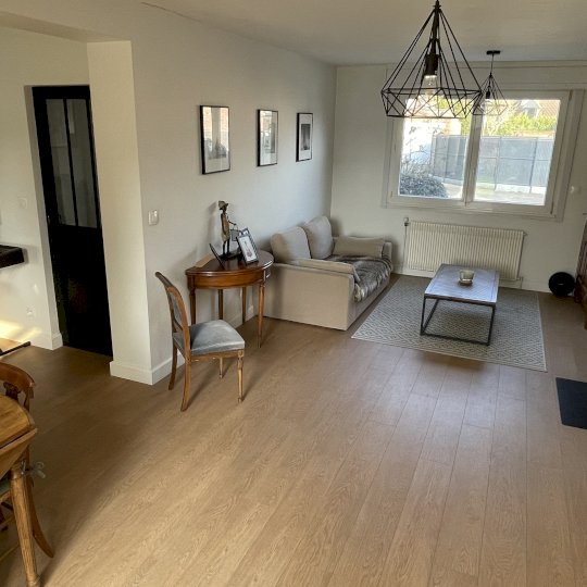 Croisé Laroche: Maison familiale avec garage, proche du tram Marcq-en-Baroeul