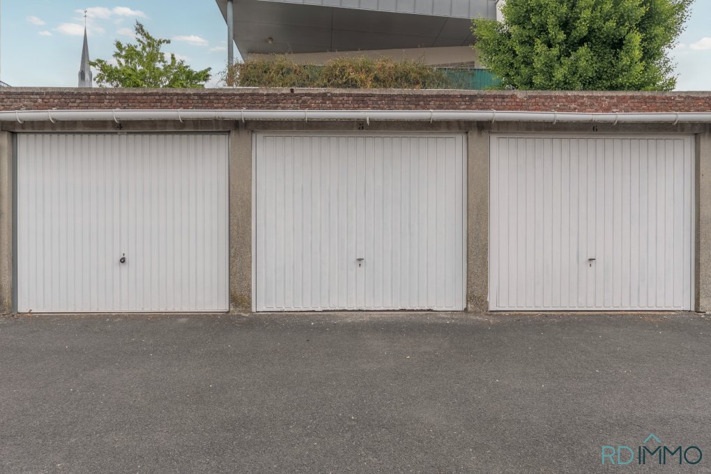 Vente appartement T2 avec balcon et box Croix centre