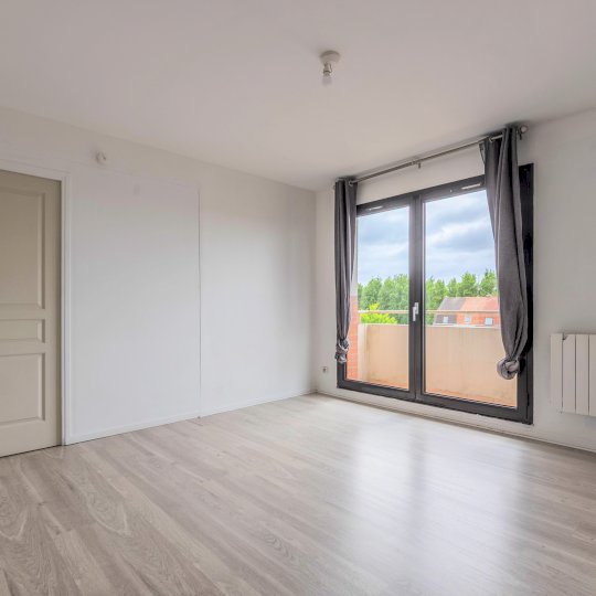 Centre : T2 avec balcon et garage fermé Croix
