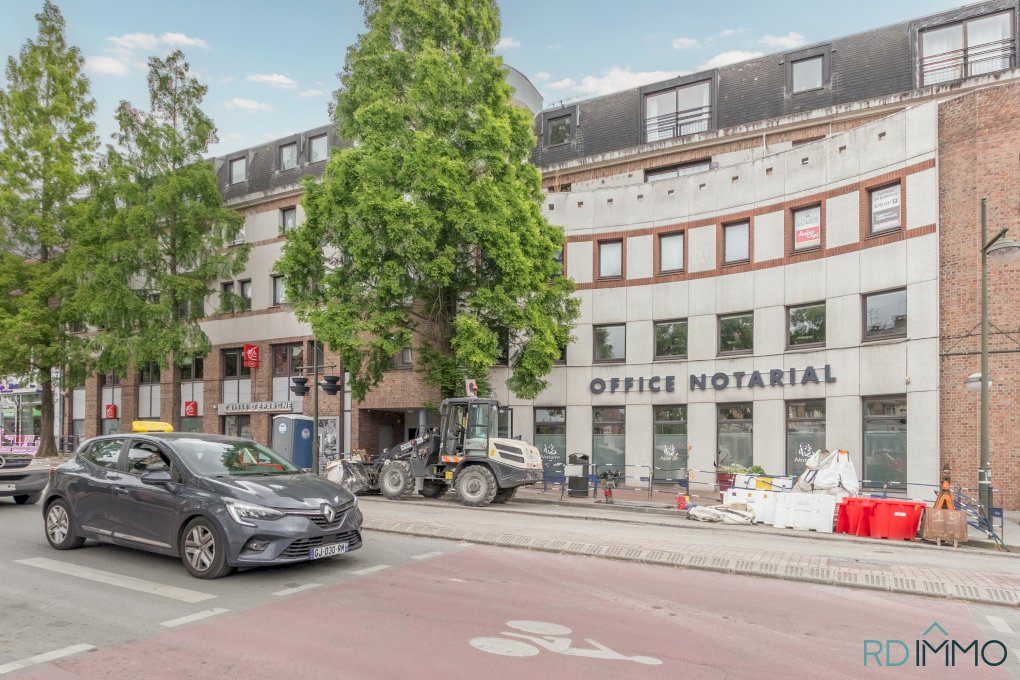 Vente appartement T2 avec balcon et box Croix centre