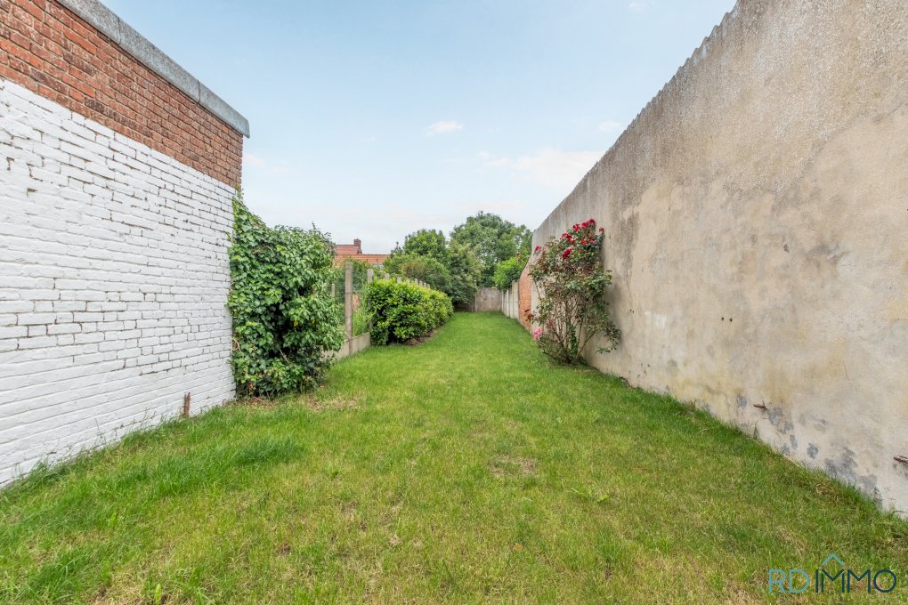 Maison rénovée à vendre à Sainghin-en-Weppes, 4 chambres, Jardin, Calme, Toiture neuve