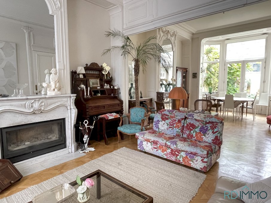 Grande maison bourgeoise 8 chambres – Quartier Vauban