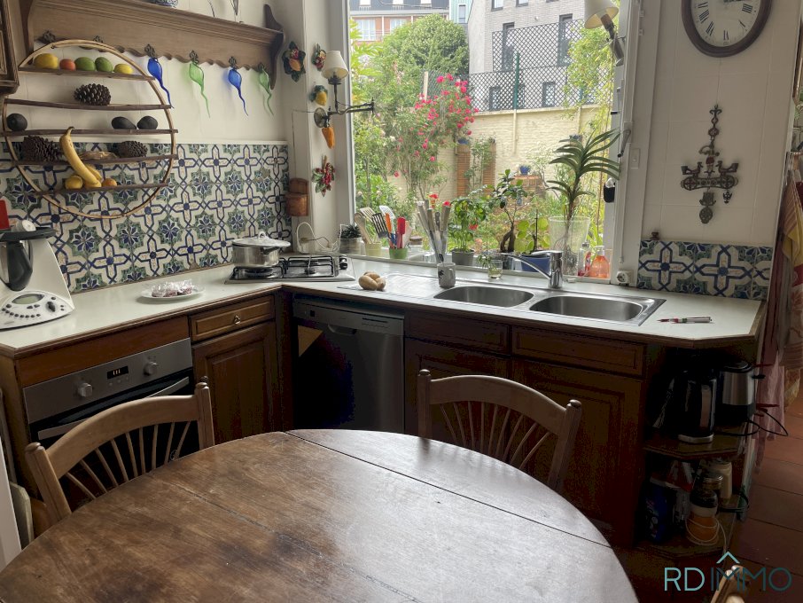 Grande maison bourgeoise 8 chambres – Quartier Vauban