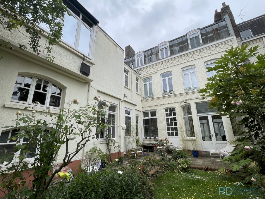 Grande maison bourgeoise 8 chambres – Quartier Vauban