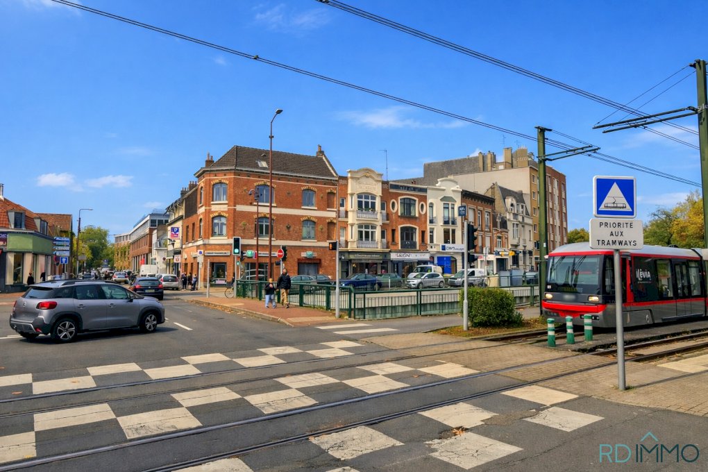 Large maison 1930 rénovée avec jardin – Croisé Laroche Marcq-en-Barœul