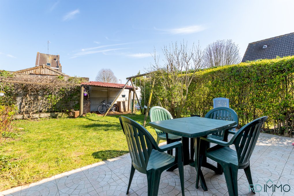 Maison 3 chambres avec jardin à La Madeleine, Garage