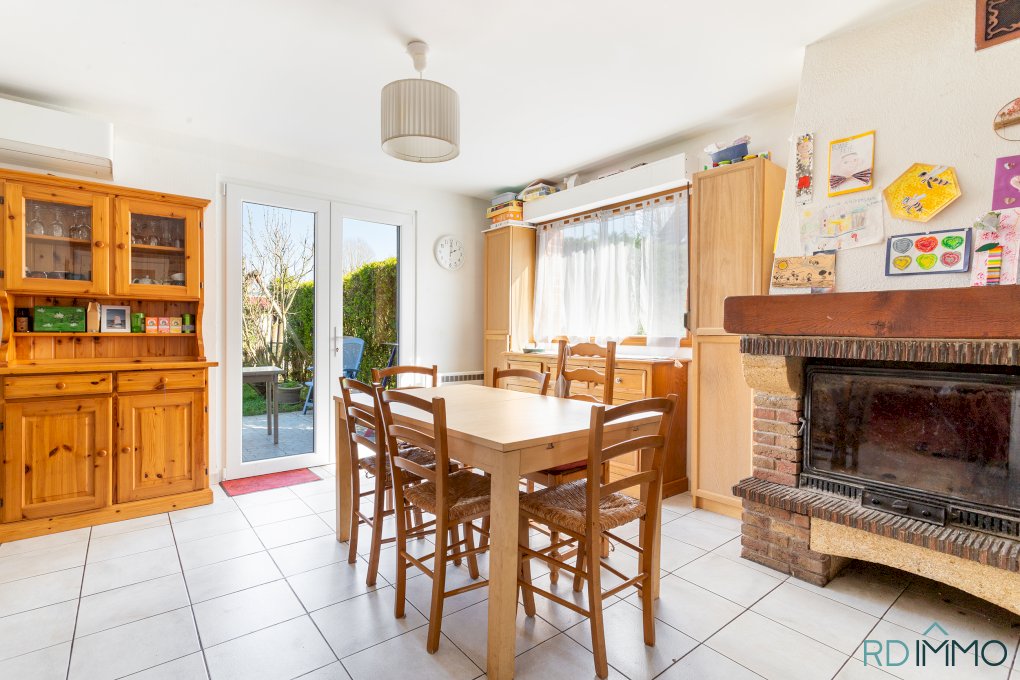 Maison 3 chambres avec jardin à La Madeleine, Garage