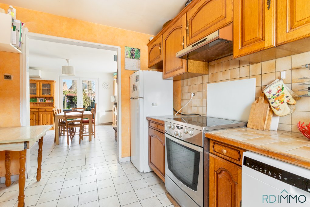 Maison 3 chambres avec jardin à La Madeleine, Garage