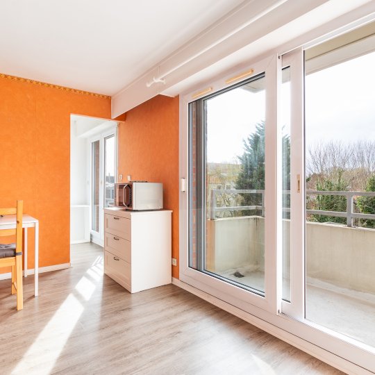 La Catho/Cormontaigne : Studio avec balcon au calme, 3ème étage Lille