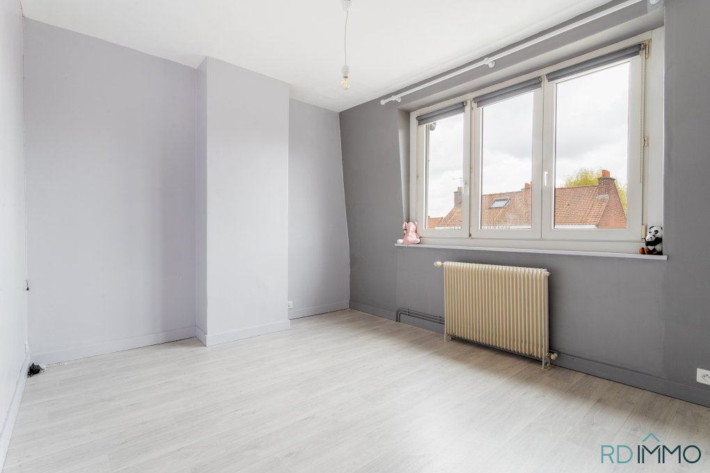 Maison familiale 4 chambres avec jardin et garage