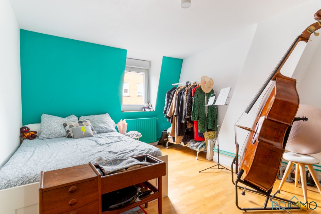 Maison coup de cœur La Madeleine, 2 chambres, bureau, terrasse sud, tram Saint-Maur