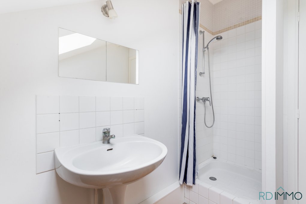 Maison avec jardin, garage et DPE B à Lille Buisson