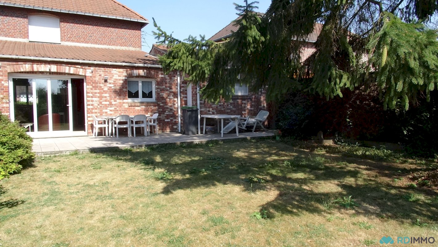 À vendre à Wasquehal (Triez) - Maison avec jardin, garage