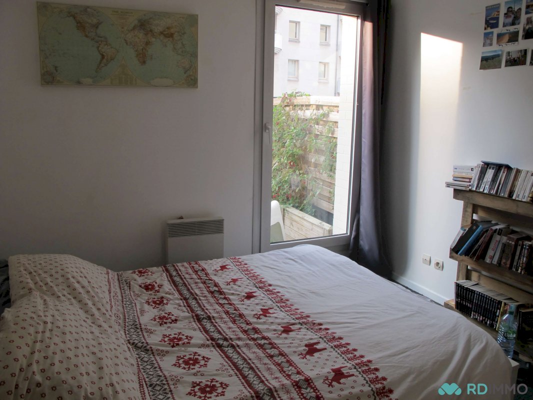 À vendre à Saint-Maur : T2 avec terrasse & parking