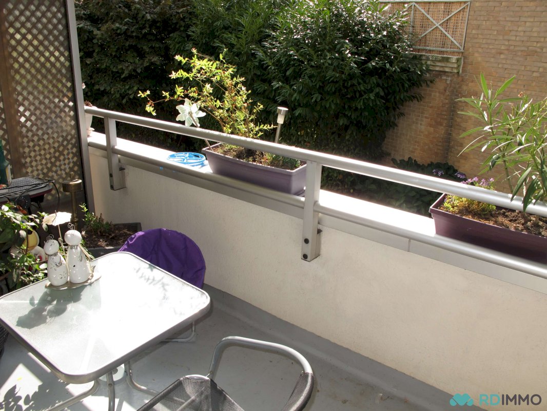 À vendre à Lille : T3 avec balcon et parking