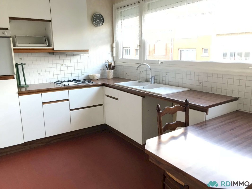 À vendre à Marcq-en-Barœul : T3 avec balcon & garage